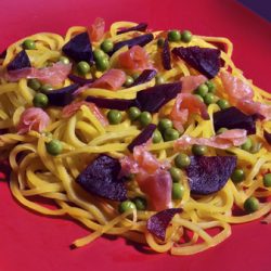 nsalata_spaghetti_gialli_rape_salmone